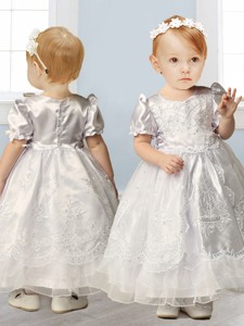 Popular Scoop Short Sleeves Flower Girl Dress with Beading and Appliques 