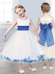 Beautiful Scoop White Flower Girl Dress with Hand Made Flowers and Appliques 