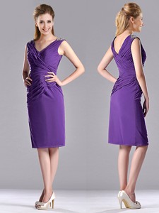 Cheap Column V Neck Knee-length Short Mother Of The Bride Dress In Purple