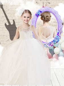 Fashionable Scoop Ball Gown White Flower Girl Dress With Lace