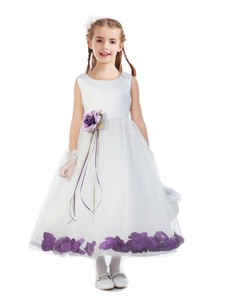 Elegant Hand Made Flowers and Applique Scoop Flower Girl Dress in White 