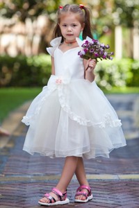 White Ball Gown V-neck Tea-length TaffetaOrganza Hand Made Flowers Flower Girl Dress 