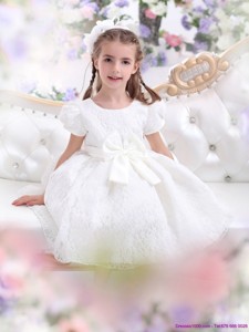 Elegant Lace White Flower Girl Dress With Short Sleeves And Bowknot