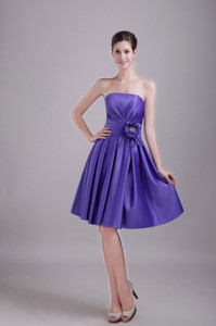 Purple Princess Strapless Knee-length Satin Handle-made Flower Prom Dress