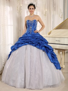 La Plata City Luxurious Blue And White Quinceanera Dress With Embroidery Sweetheart Pick-ups