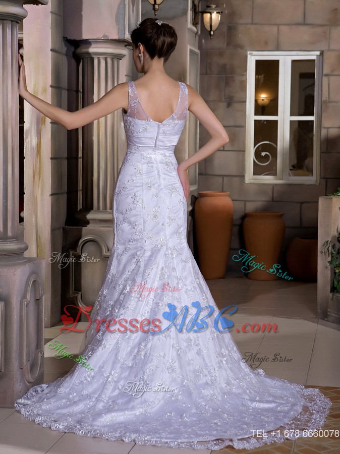 Fashionbale Mermaid V-neck Court Train Taffeta and Lace Wedding Dress 